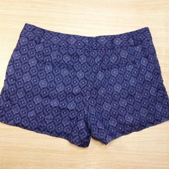 Cynthia Rowley 100% Linen Aztec Shorts. Blue 6 - Picture 2 of 7